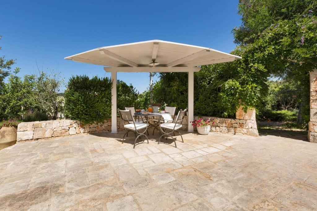 Trullo Dei Messapi Apartment Ceglie Messapica Luaran gambar