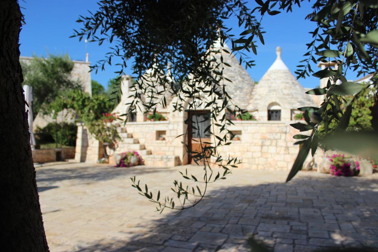 Trullo Dei Messapi Apartment Ceglie Messapica Luaran gambar