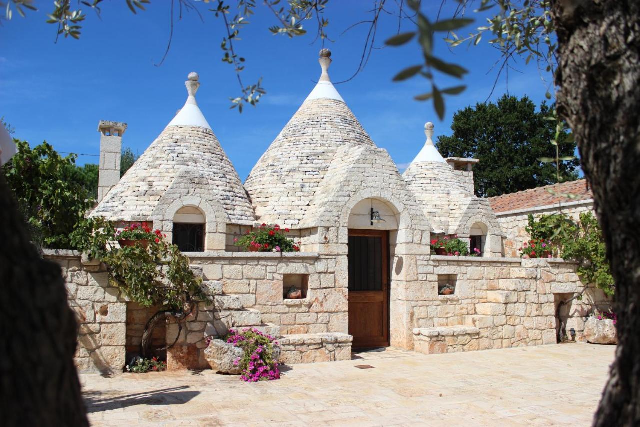 Trullo Dei Messapi Apartment Ceglie Messapica Luaran gambar